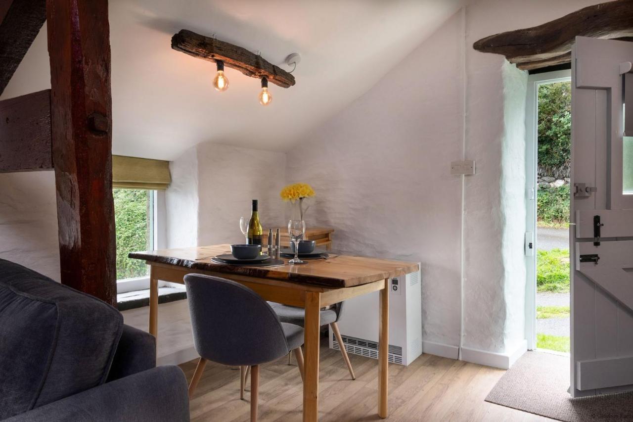 Dog Friendly Cottage, Geufron Farm Near Tywyn Bryn-crug Eksteriør billede